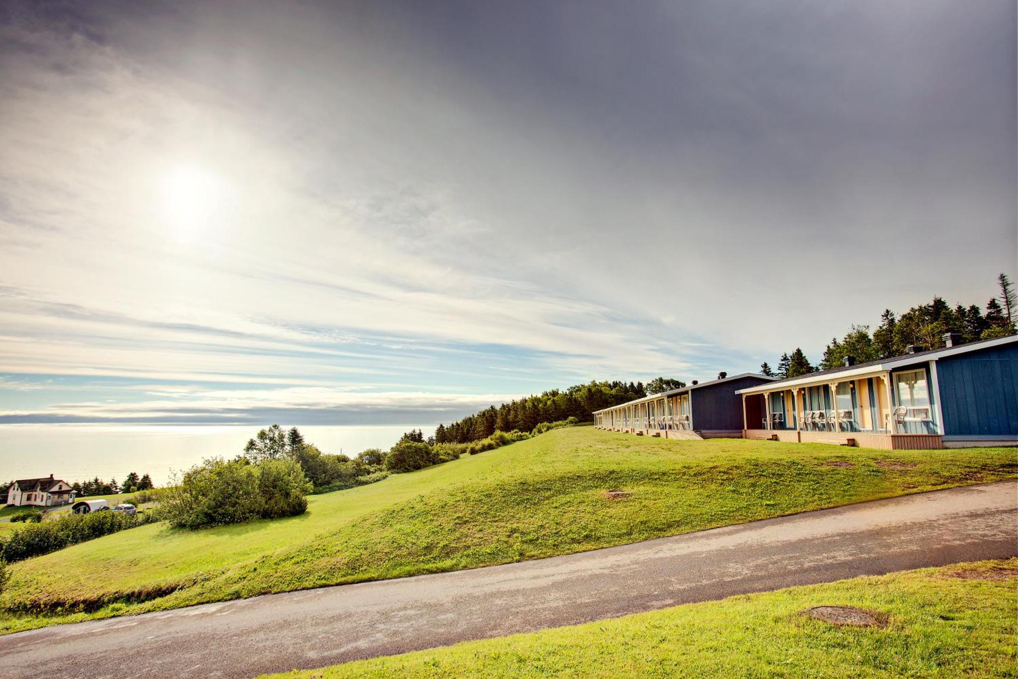 Hebergement Fort Prevel Saint Georges De Malbaie Eksteriør billede