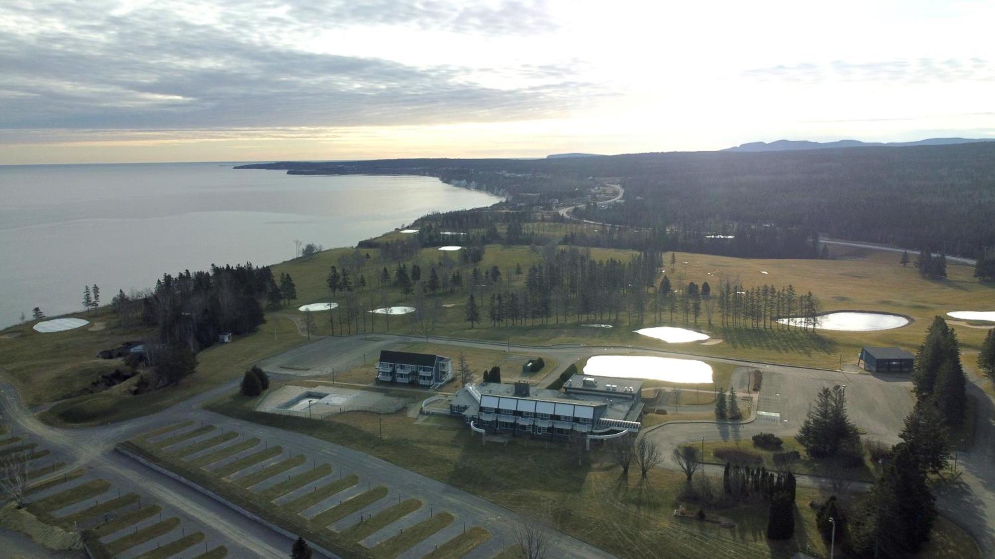 Hebergement Fort Prevel Saint Georges De Malbaie Eksteriør billede