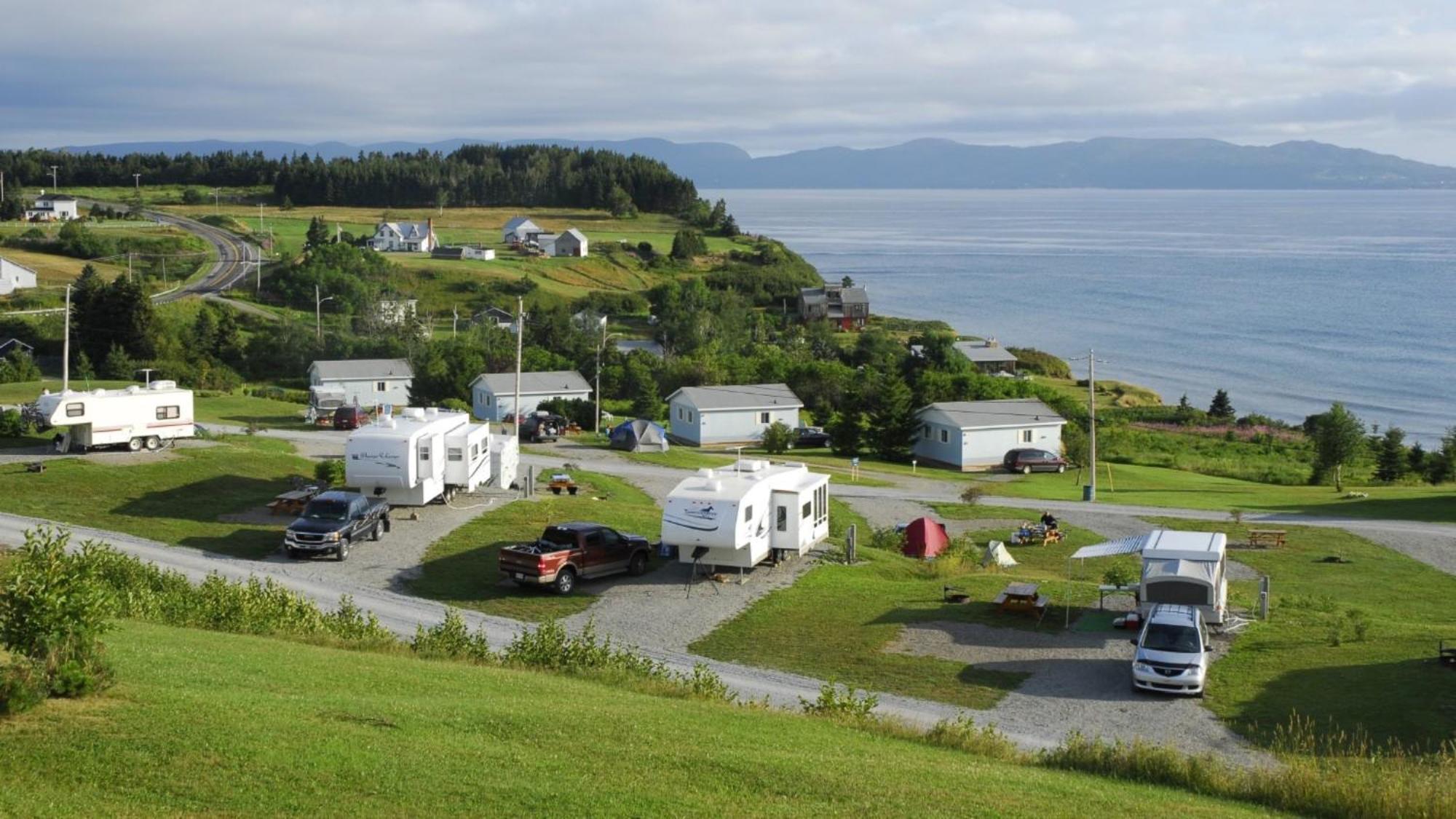 Hebergement Fort Prevel Saint Georges De Malbaie Eksteriør billede