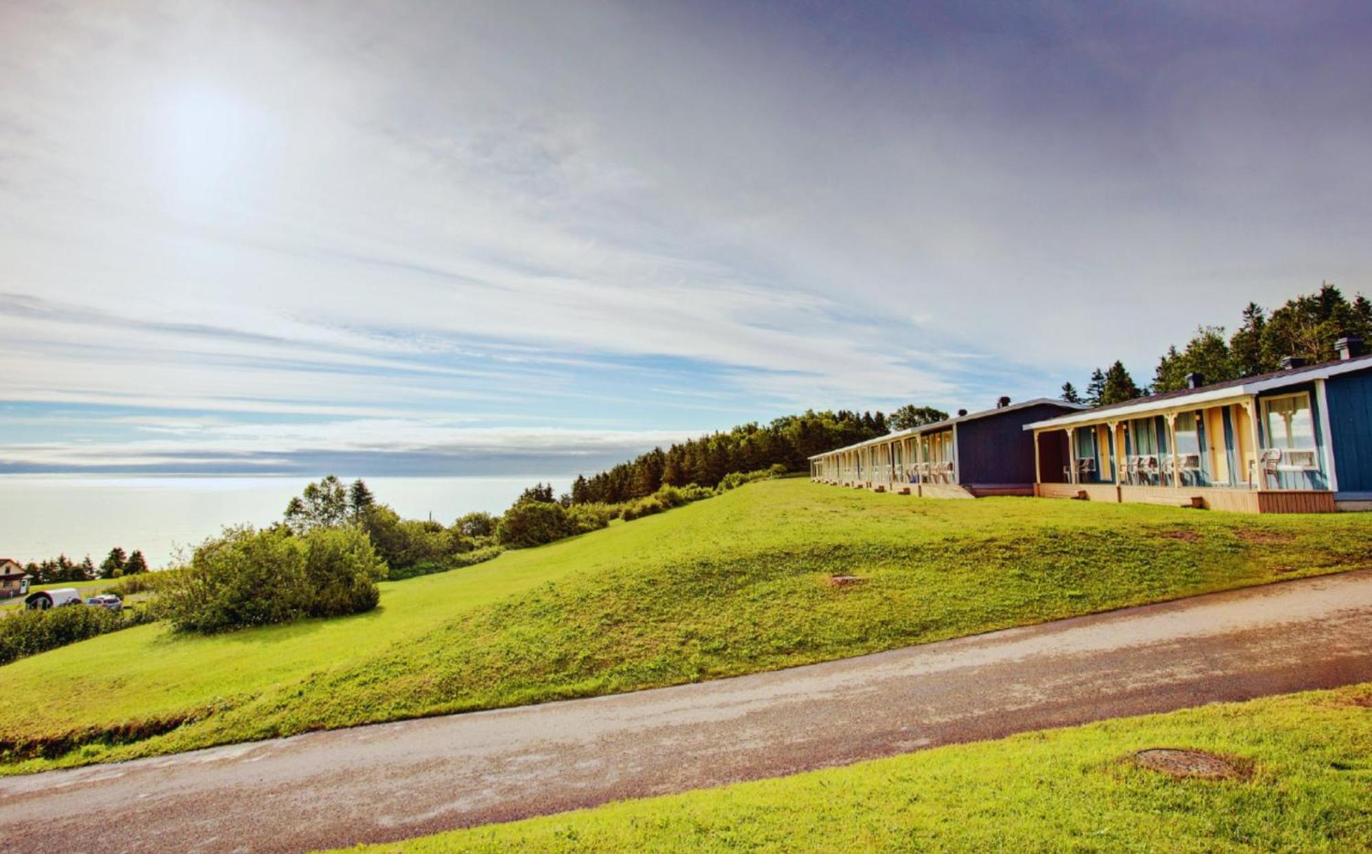 Hebergement Fort Prevel Saint Georges De Malbaie Eksteriør billede